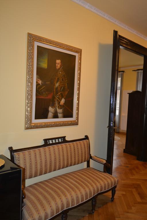 Casa Republicii Hotel Brassó Szoba fotó