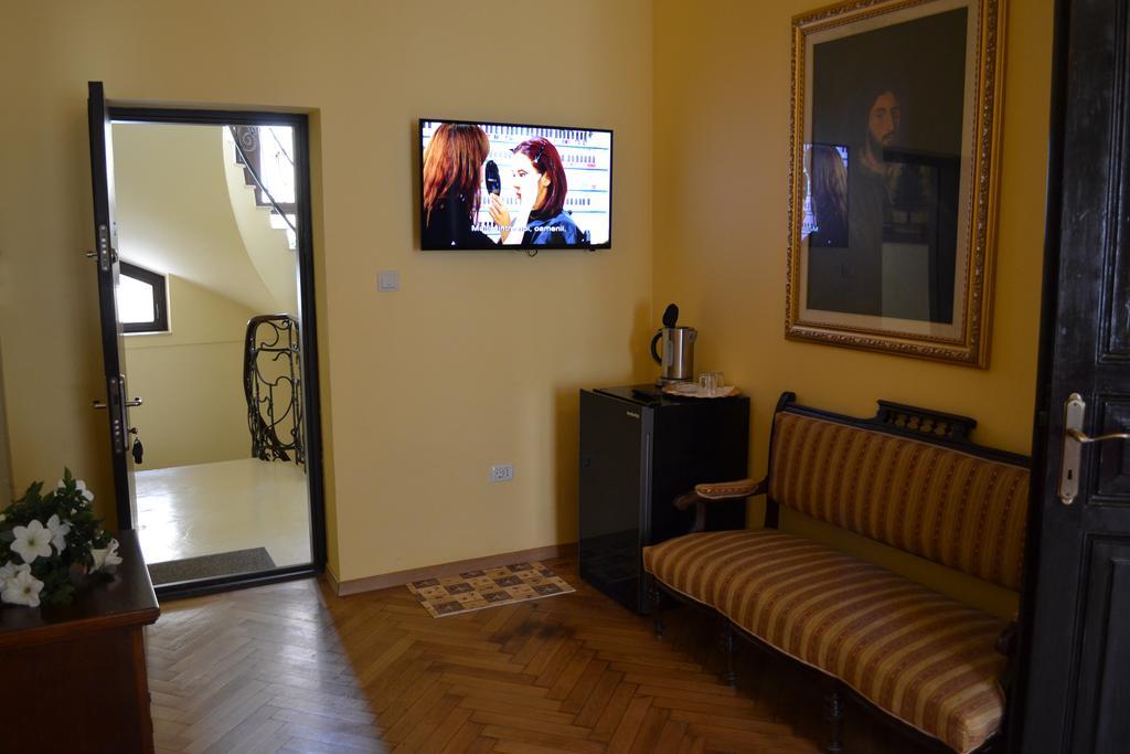 Casa Republicii Hotel Brassó Szoba fotó