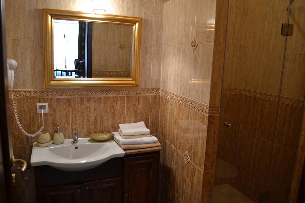 Casa Republicii Hotel Brassó Szoba fotó