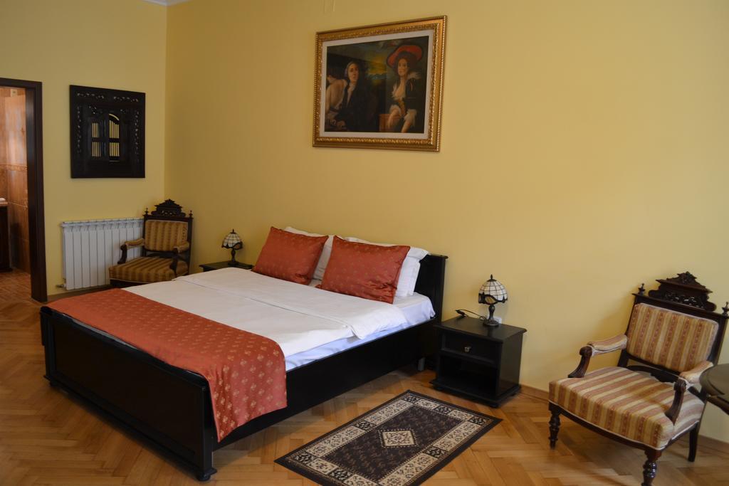 Casa Republicii Hotel Brassó Szoba fotó