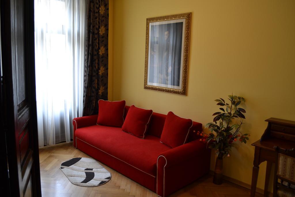 Casa Republicii Hotel Brassó Szoba fotó