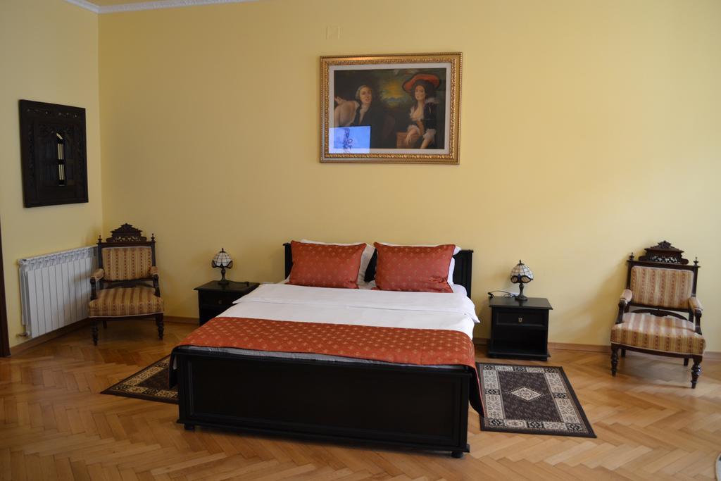 Casa Republicii Hotel Brassó Szoba fotó
